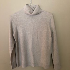 100% cashmere turtleneck